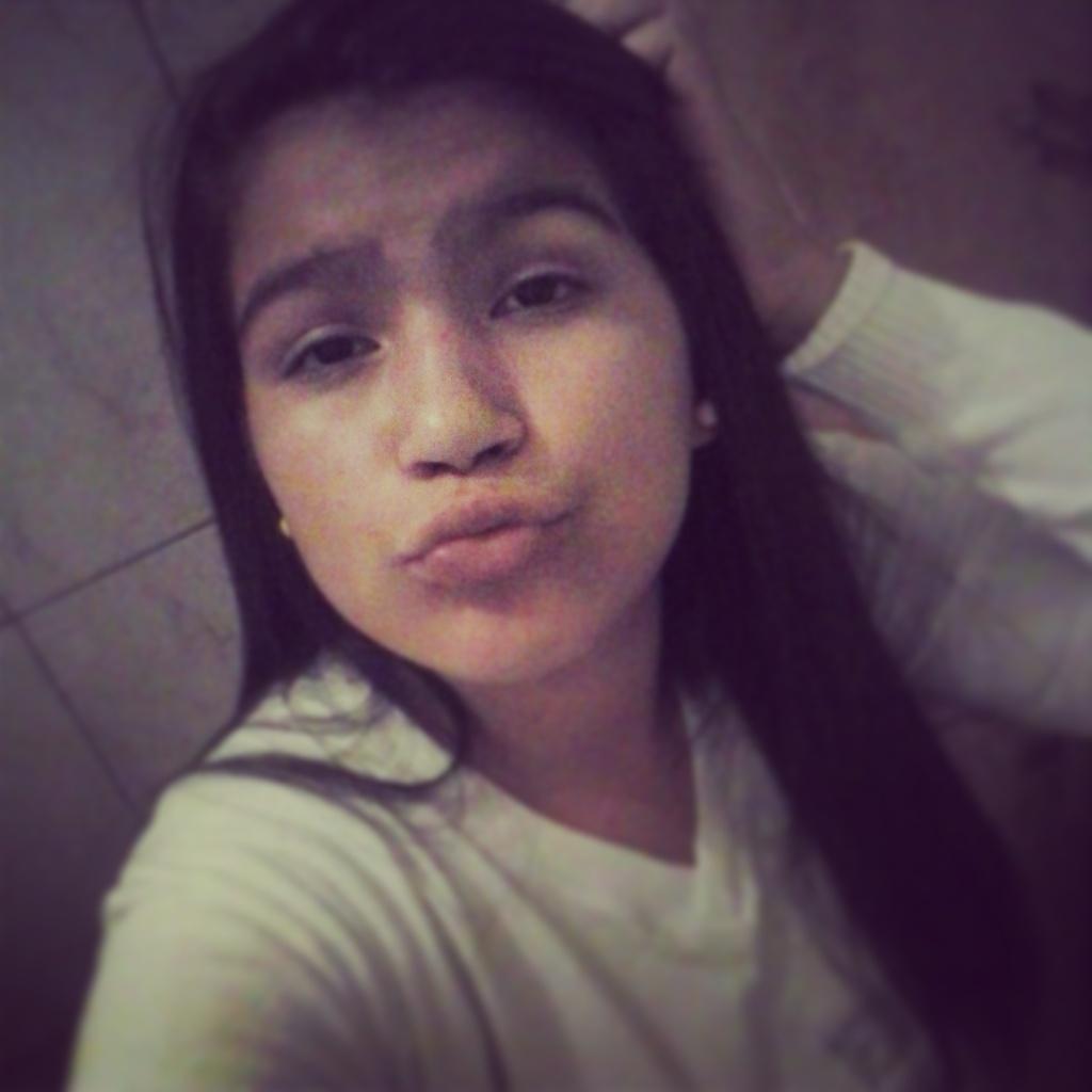 mariana12Souza Profile Picture