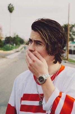 I'll help you for the follow of Nash! Turn on my notification! 
He not follow me here but in my private account [@ItsAleeBoo]