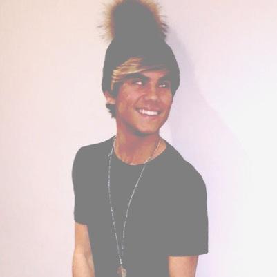 ⛄️jordi called me beautiful and said he loved me then hugged me⛄️ ✨stay strong jordi✨