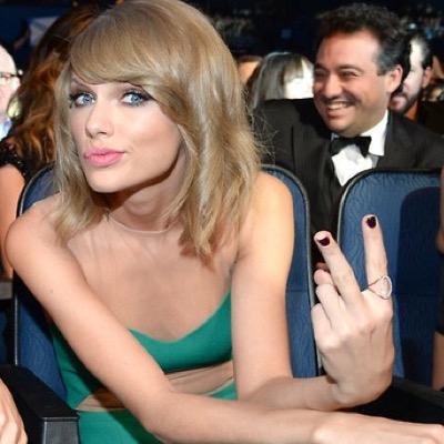 Swiftified89's profile picture. We found Wonderland, you and I got lost in it.
Merry Swiftmas!