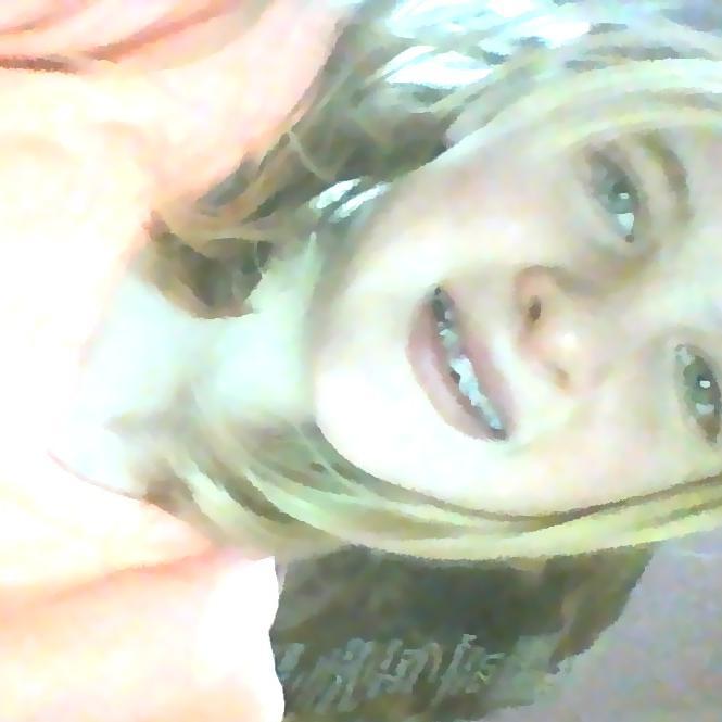 I LOVE  @rossR5  & @lauramarano & @Raini_Rodriguez & @calumworthy & #AUSTINALLY  .  THEY ARE MY  HERO...  I LOVE THEM SO  MUCH! 3 3