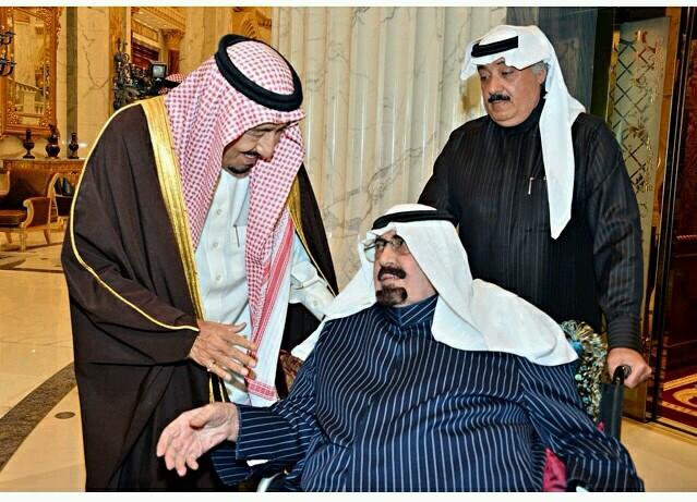 اللهم اغفر لأبي تحت الارض واستره يوم العرض واطل عمر امي علىطأعتك وارحمهما كما ربياني صغيرا