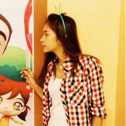 paolakarissa's profile picture. In a world where you can be anything, be kind. 🍃 Brave soul 🌙 | Momma to Olivia + Wife to Jann