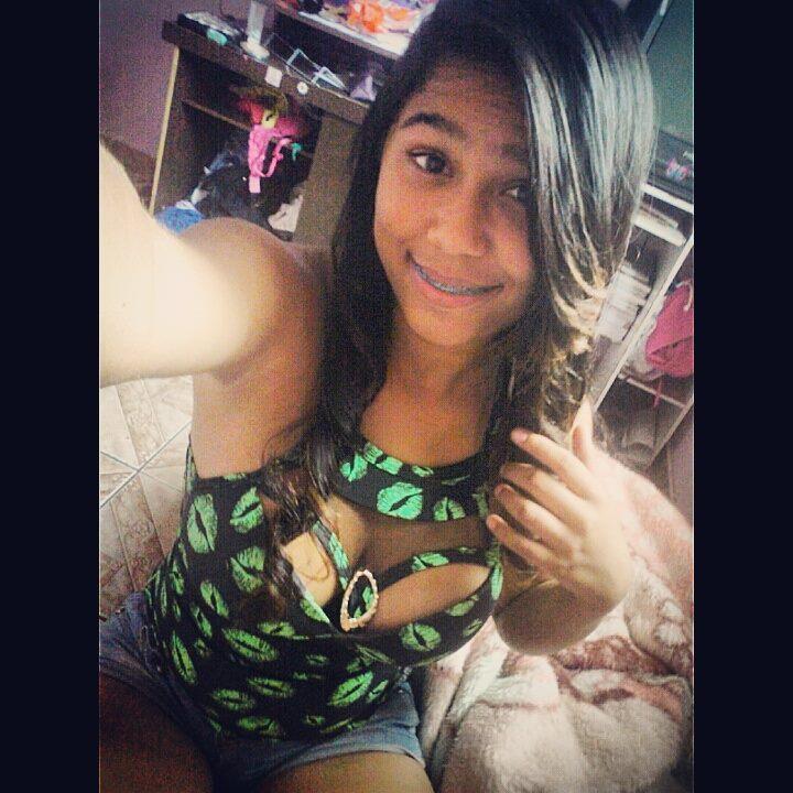 Face:Jeeny Moraiis