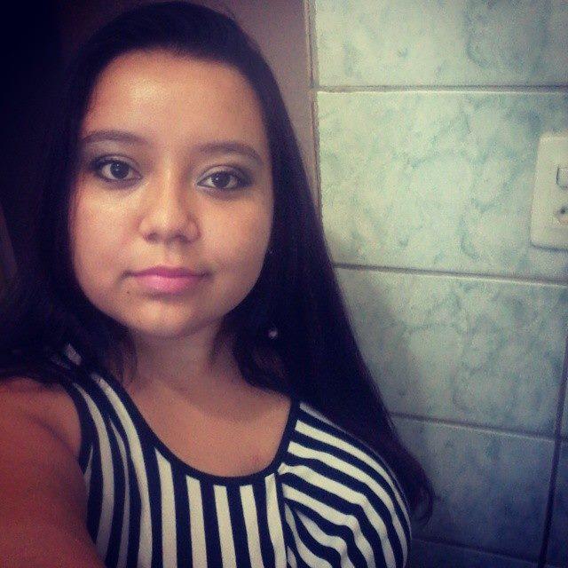 Metade de mim é Amor e a outra metade Também....                                whats 67 91351877