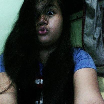 LoralynManuel's profile picture. 