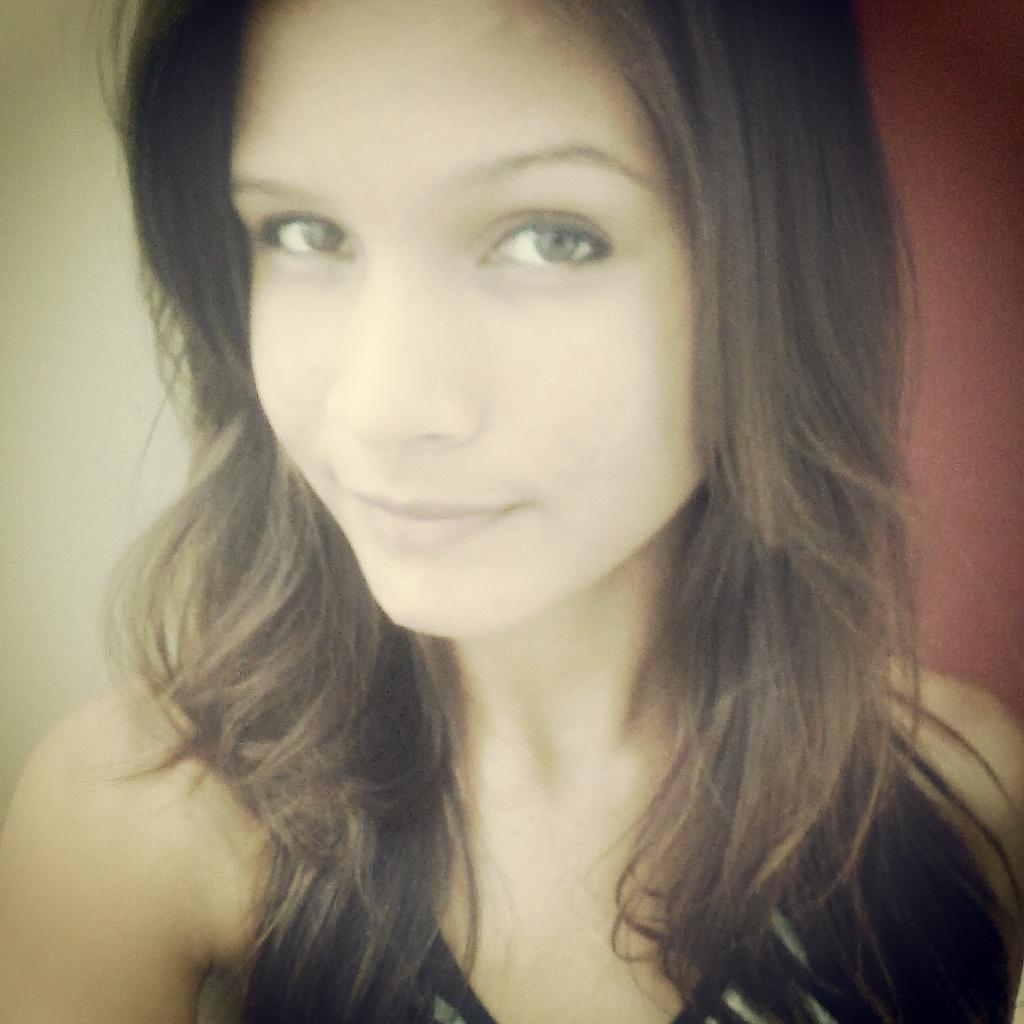 para todo game over,existe um play again^^face http://t.co/ZNXGPFgPhr .. instagramannalorenzz