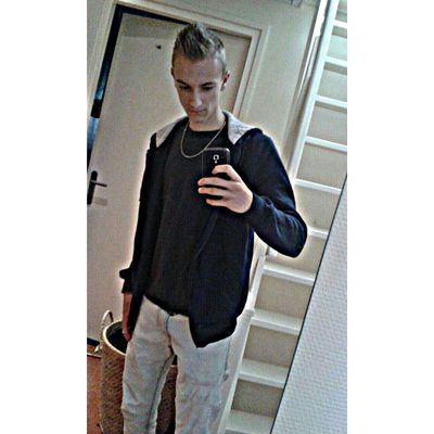 Ik

- instagram @Jonathanwalta