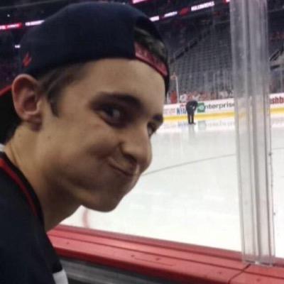 JacobCoxy40's profile picture. *INNACTIVE* FOLLOW: @Coxy30