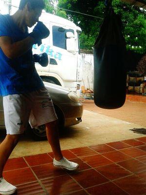 MY LIFE IS EDM'♬                                                                    BTS ♥ 016'
★ DIOS, FUTBOL, FAMILIA, AMIGOS ☆