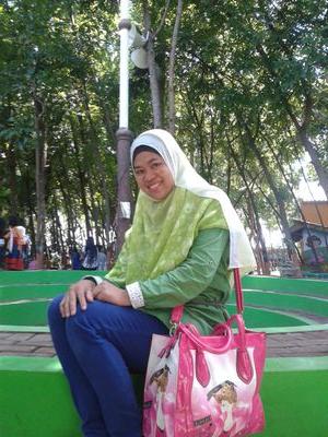 2bf4db4f47d54df's profile picture. Ibu adalah segalanya