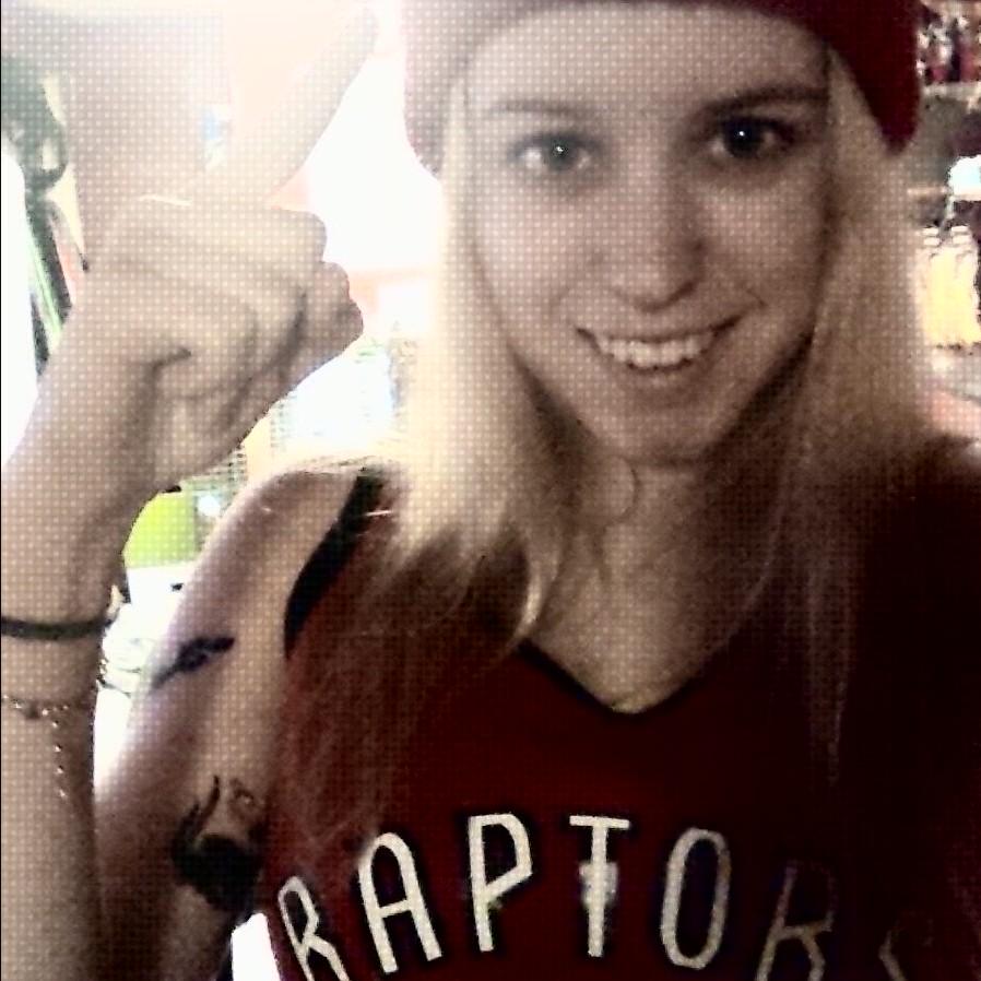 Dizzzle_13's profile picture. RN👩🏼‍⚕️💊💉⚖
♑
#Raptors #RTZ #WeTheNorth🏀
#bluejays⚾️
IG: dizzzle_13
Toronto📍🕕🏡🇨🇦