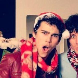 Roleplay account #badass food fight! bc awesomeness #likebrotherlikesister