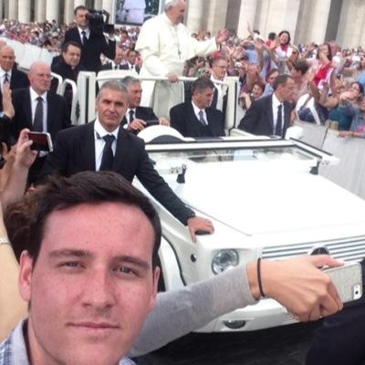 bigcomfycrouch's profile picture. licensed 2 chill