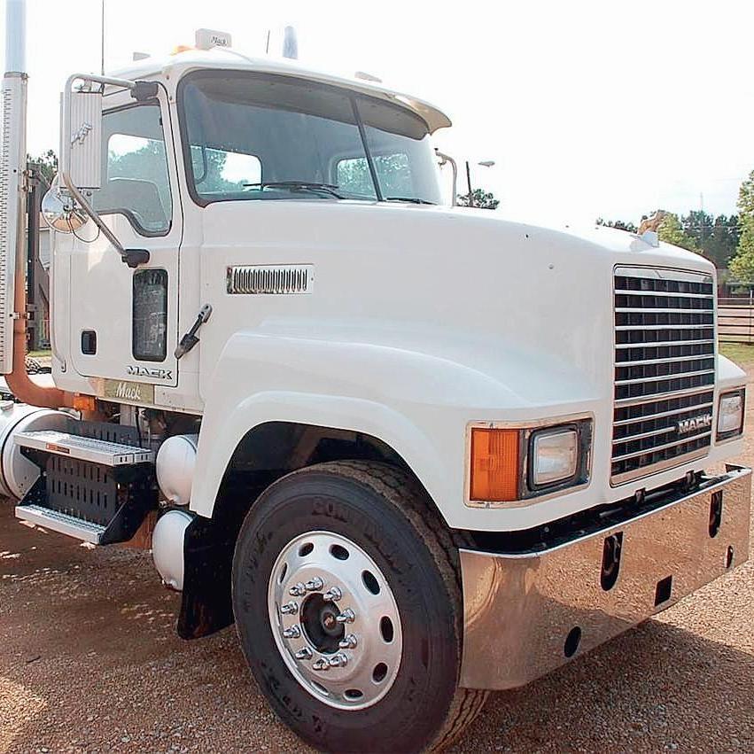 Mack truck dealership