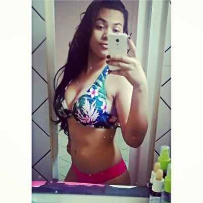 mariiaguimars's profile picture. Humildade não te faz melhor do que ninguém , mais te faz diferente de muitos ❤