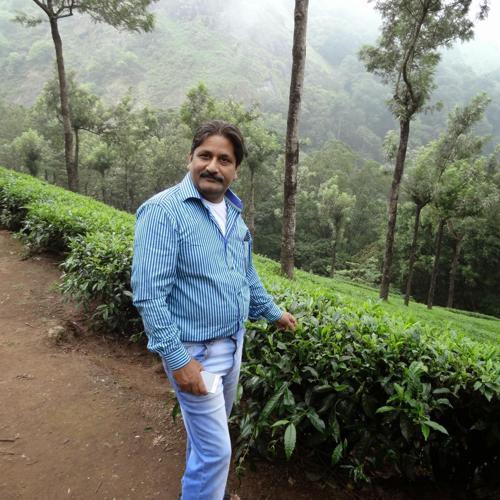 Senior Editor 
khabri
Chief Editor
utthan express.