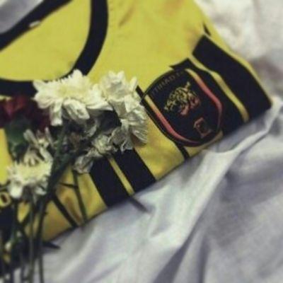 ٳذآ رآيت من يجن جنـوووونه بنآديه ﭬـَ آعلم آنه ...اتحادي♥/ تعديت مرحلة جنوونكَ ياا إتحاآآد ♡ حبي لحالي إتآإوي♡♥