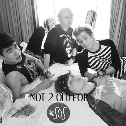 There isn't an age limit for loving and supporting a band like @5SOS - https://t.co/0S4urT6zet - sub pls Quelo, Calli, & Robin