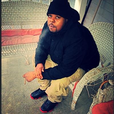 Rapper of #RNM | Its A Movement | Send Beats and Features To CnhRm44@gmail.com | RNM Ray•Ban Empire | Free Gotti && JuiceMan | F.T.F