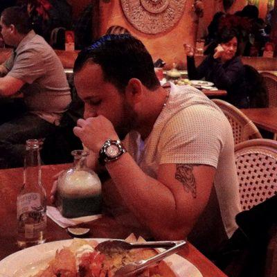 IvanTiburcio123's profile picture. Cuidate que tan violando, instagram ------ ivantiburcio123