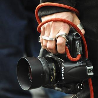 poucasombra's profile picture. Cuddly. Accident-prone. Award-winning troublemaker. Subtly charming thinker