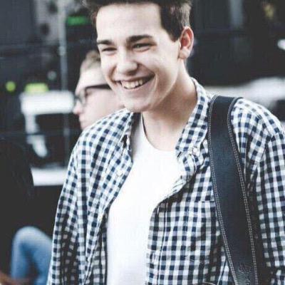 bdjjzjsjsbsjzjs's profile picture. free follow from @jacobsnuggles go follow her and helo her reach 11.5K