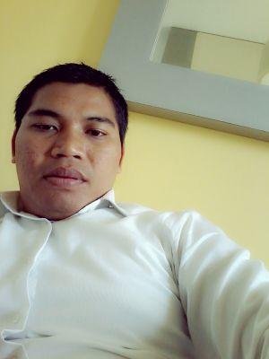 adisix7's profile picture. 