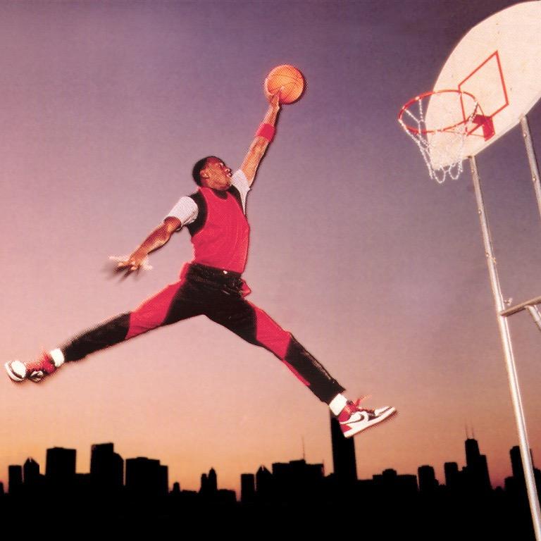 Team follow back to our fans who share our passion for sneakers.  Latest updates of sneaker news and more!!.