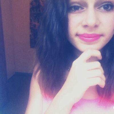 ChassinRomane's profile picture. Illyess le best⚡️ ~ Dorianne⚡️P-e⚡️johanna la best ⚡️