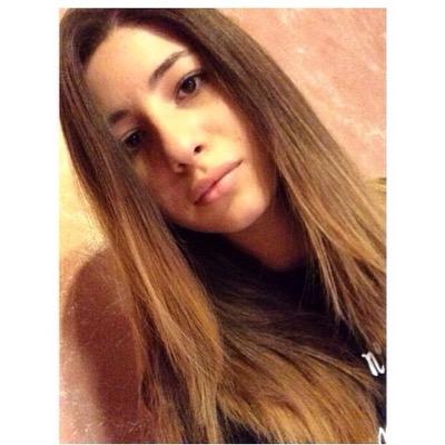 liestaste's profile picture. • once upon a time there was light in my life,
but now there's only love in the dark. •
// instagram: thatsme.gio //