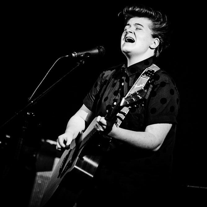 The Best Damn Ride EP https://t.co/CNFcXnEwNa - Written loads of songs and love to gig. Also follow @TheCharlieLeavy :) Facebook https://t.co/rBBzFtFJFo