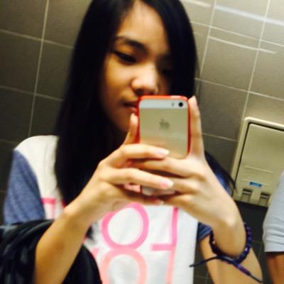 follow my new twitter - @trishskiee