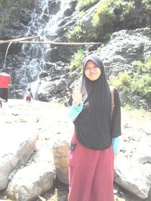 sarahziz_'s profile picture. simple girl ^^ | TTWW big fam's | love the life you live, live the life you love  ♥ | I'm infinite ∞