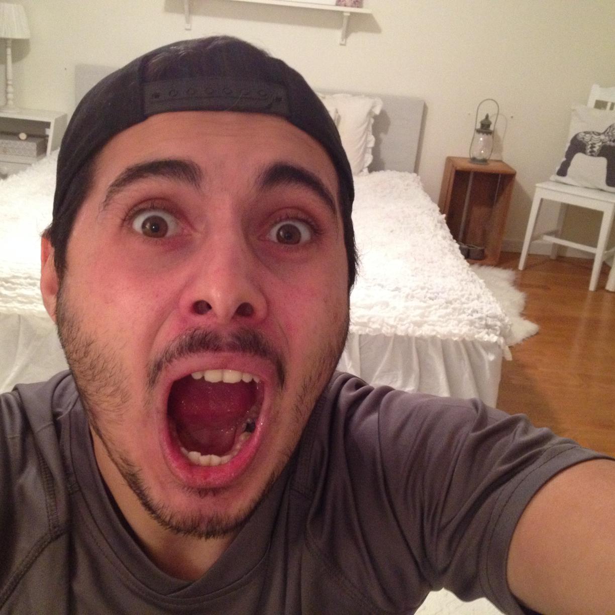 I love maken YouTube videos, to be a Youtuber is a dream for me