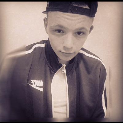 FOLLOW ME & I'LL FOLLOW YOU BACK
