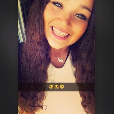 TapieroMeryle's profile picture. Snapchat: TapieroMeryle ♡ Eva my half loveeee ♡