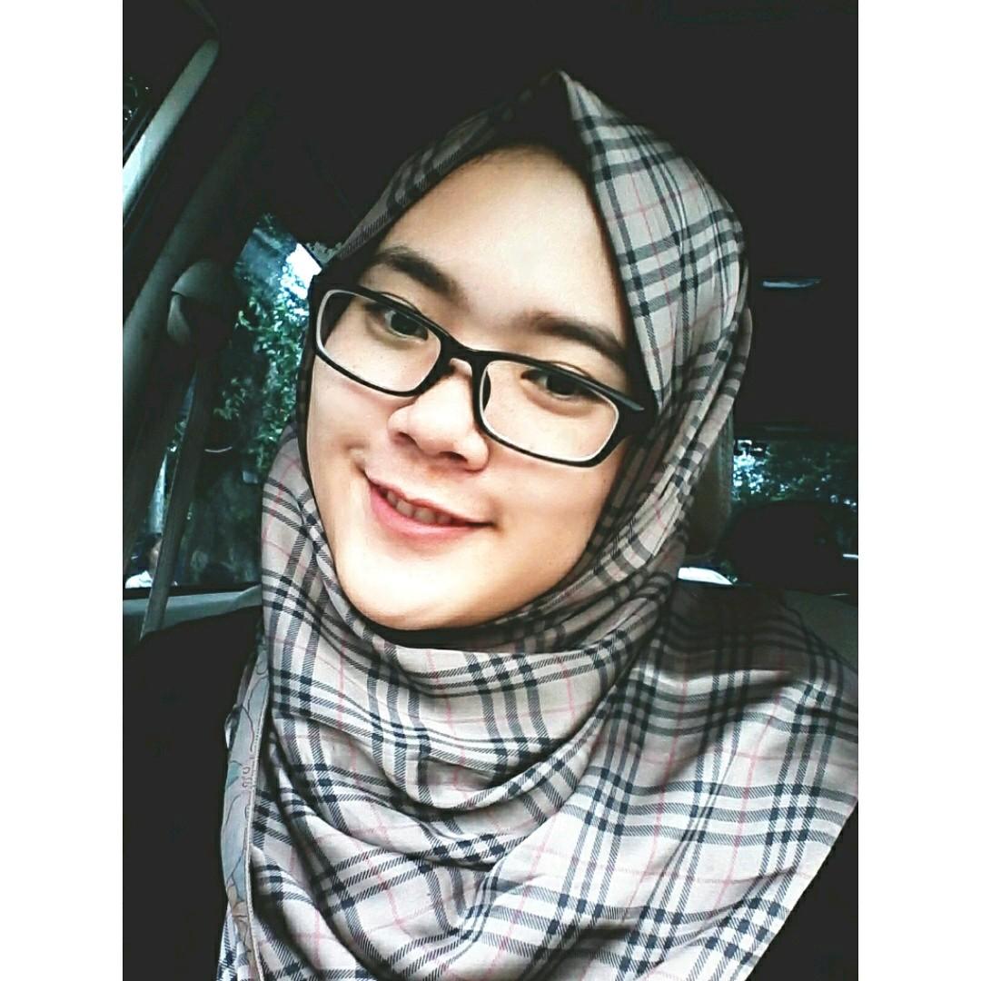 Inshaallah Pharmacist soon. path: Maulan Septiarini. Ig: maulanseptia