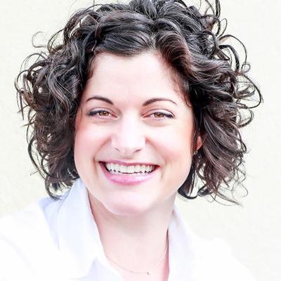 acupuncturist / BodyTalk practioner / Domestic Goddess