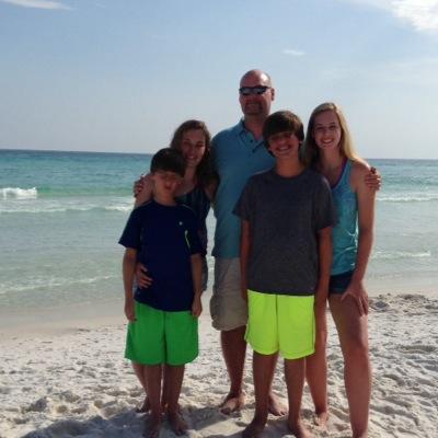 ColonelCards's profile picture. Football fan, Butler alum, ABA fan, sports memorabilia collector, Trine LAX player dad, 3 other kids that are pretty damn cool, and a beautiful & patient wife!