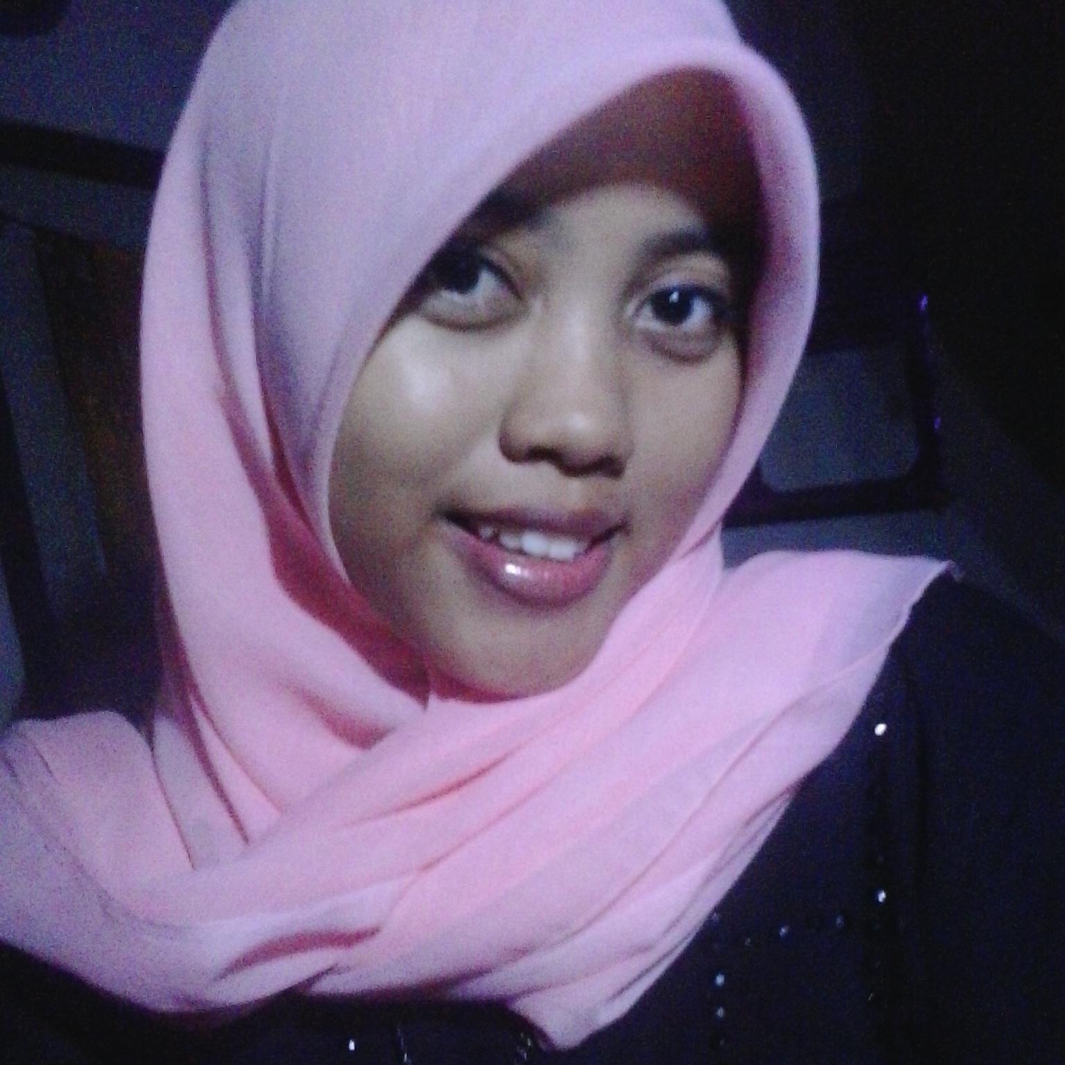 Adeirtiffa's profile picture. Setelah badai pasti ada pelangi ☺