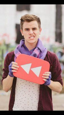 ❤I like bands and YouTubers❤
