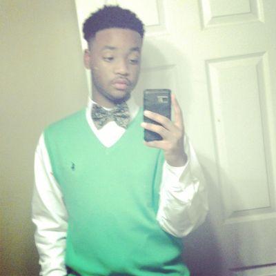 Live your life in the present, take your mind off the future, & stop stressin over the past ! .
