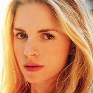 Hannah_K_Creevy's profile picture. Mother to five, wife of @AtlausCGaunt. With my crazy group of kids, there is no way that I can work.