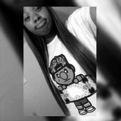 follow me on IG : @Certified.Lightskinn