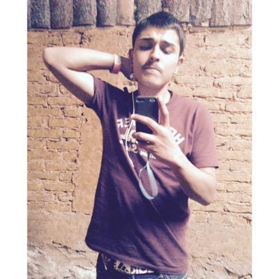 RamiroFlores3's profile picture. ☄️ LandRocker🚀)