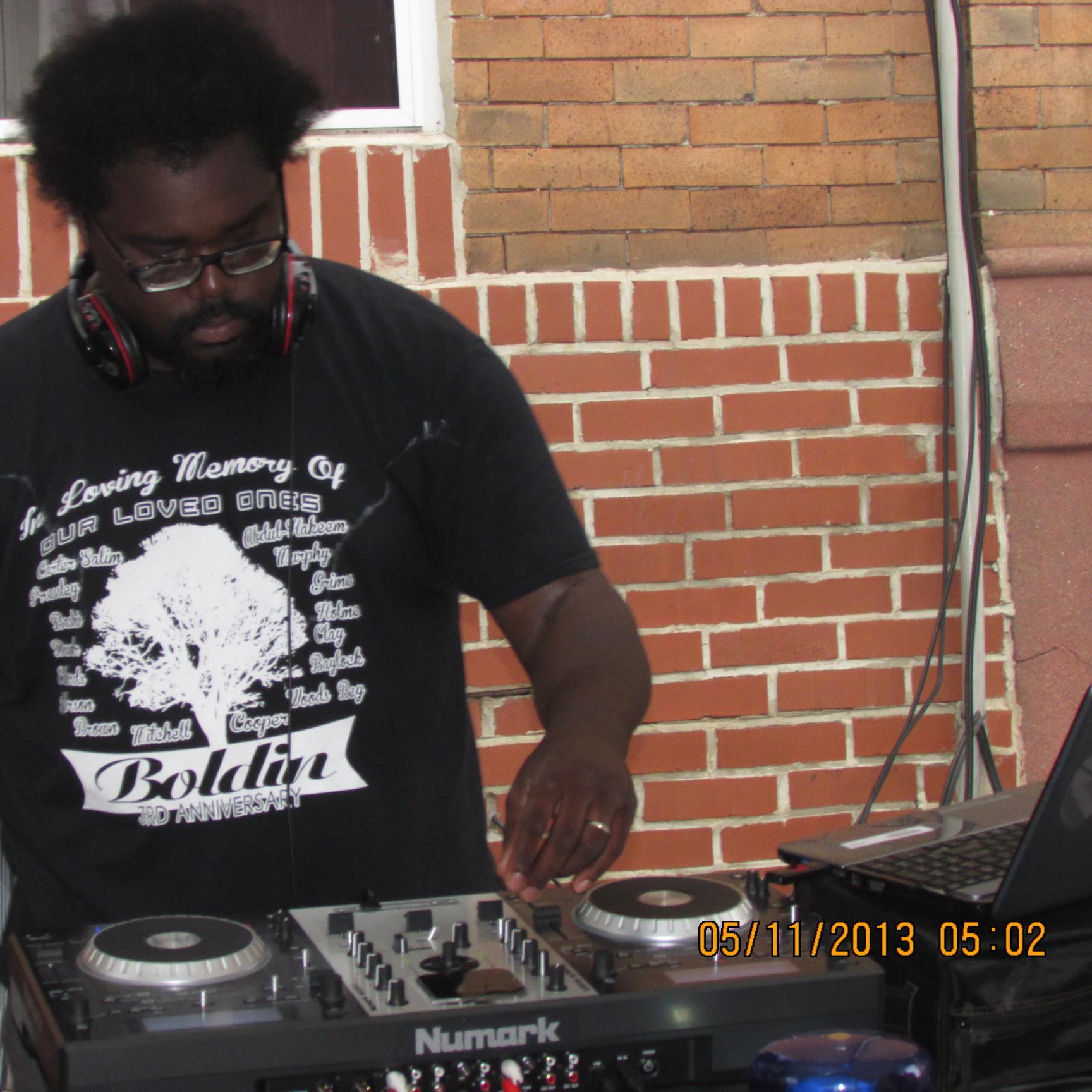 djklearlenz's profile picture. 