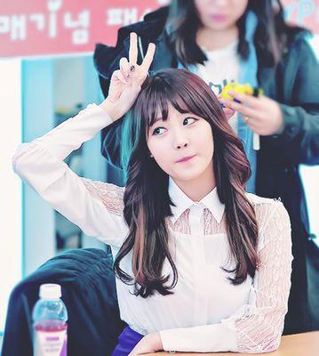 girls day kim ahyoung 1993