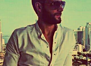 Singer  songwriter  &  Industrial engineer. Look at my actual musical project. Cowboy - Latin - Indie