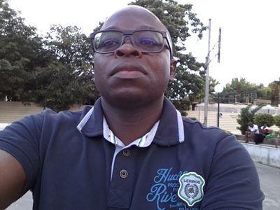 works at Mozambique Tourism Authority (INATUR).